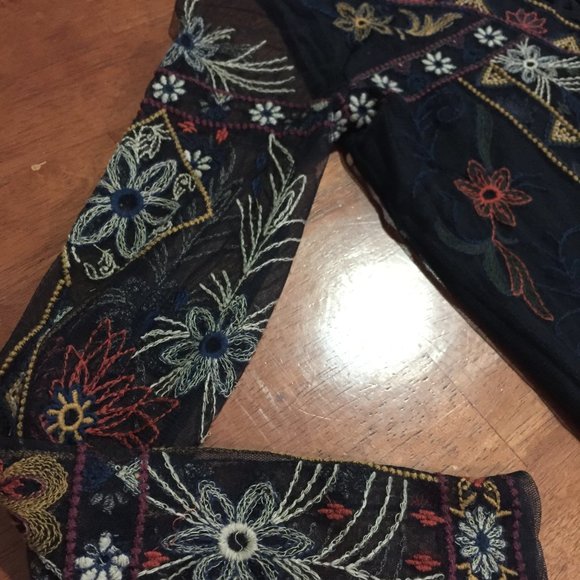 American Eagle Outfitters Top - Picture 5 of 10